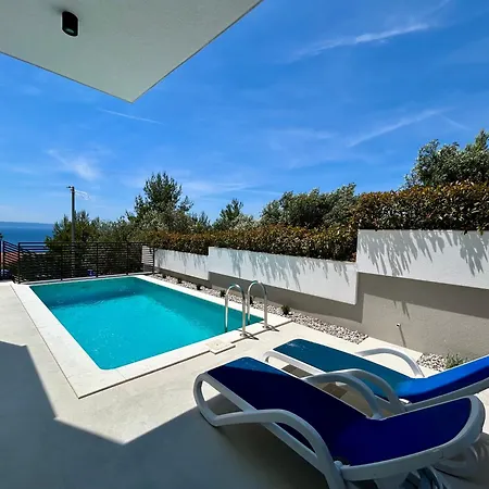 Petar - Private Heated Pool And Sea View Apartament *