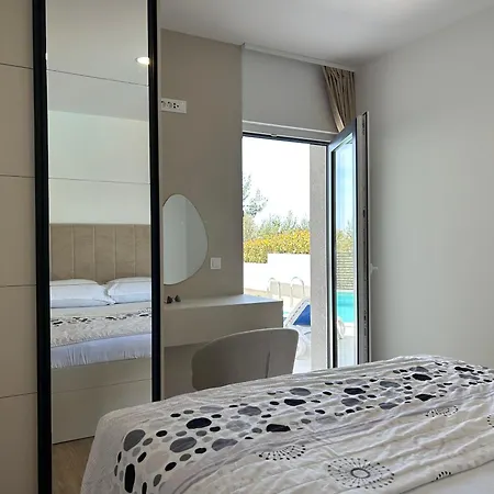 Petar - Private Heated Pool And Sea View * Makarska