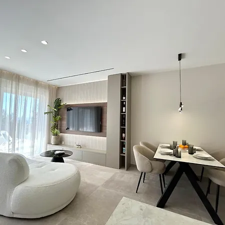 Petar - Private Heated Pool And Sea View Makarska