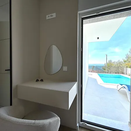 Petar - Private Heated Pool And Sea View Makarska