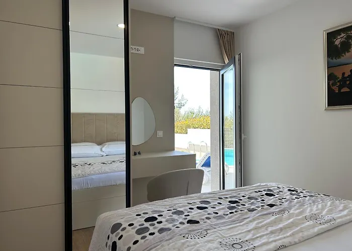 Petar - Private Heated Pool And Sea View * Makarska