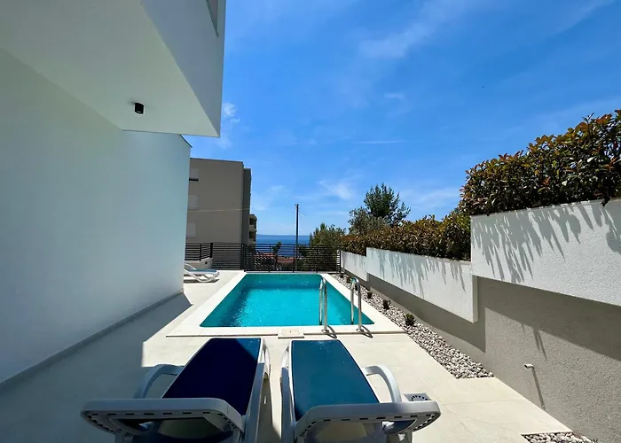 Apartment Petar - Private Heated Pool And Sea View