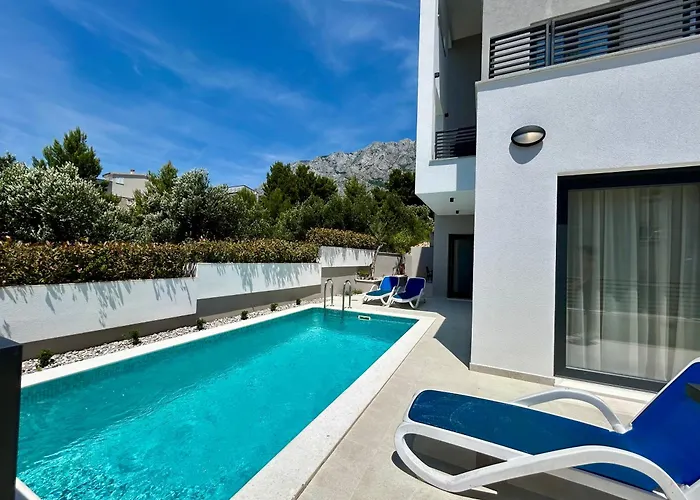 Petar - Private Heated Pool And Sea View Apartment *